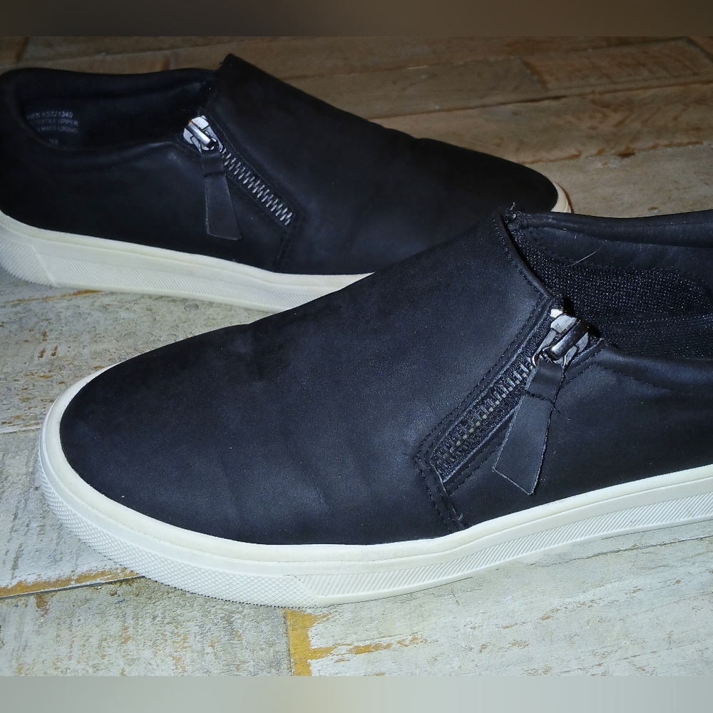 Womens Black Kensie Slip-On ShoeWith Zipper Detail. - Picture 10 of 12